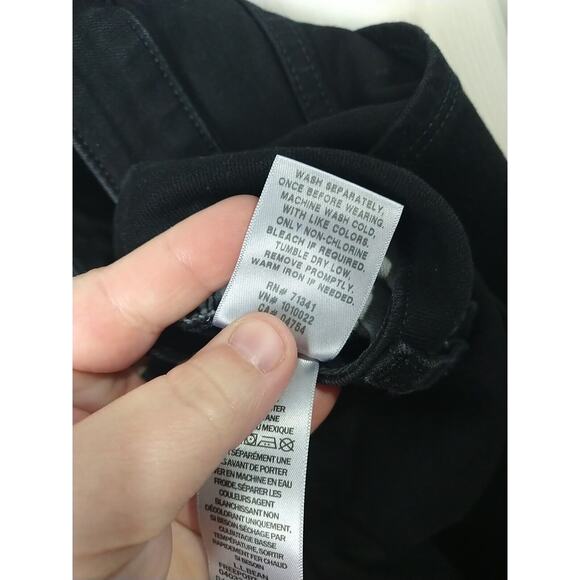 L.L. Bean Woman's 12 Jeans Black Classic Fit Straight 5 Pocket Casual - Picture 8 of 10